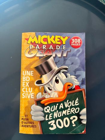 Livre Mickey parade géant
