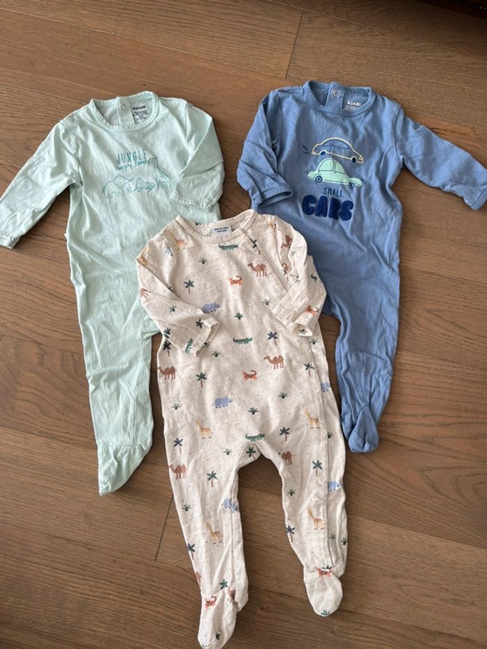 Pyjamas 9 mois