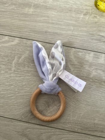 Anneau de dentition Clarins neuf