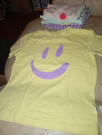 Vends lot de 6 t-shirts pour fille