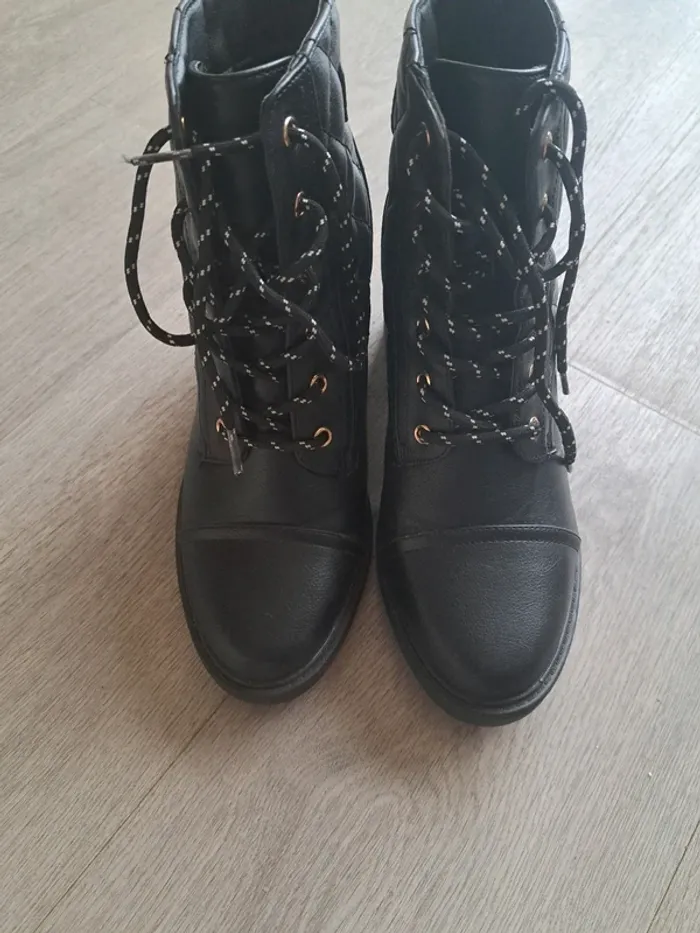 Bottines noires - photo numéro 5