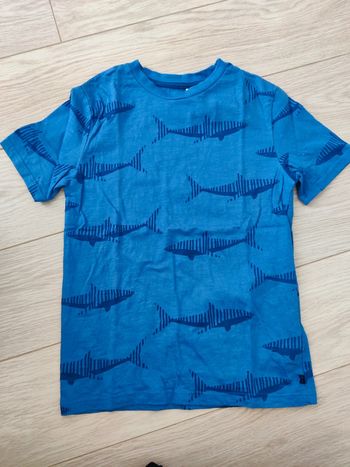 Tee-shirt manches courtes taille 8 ans