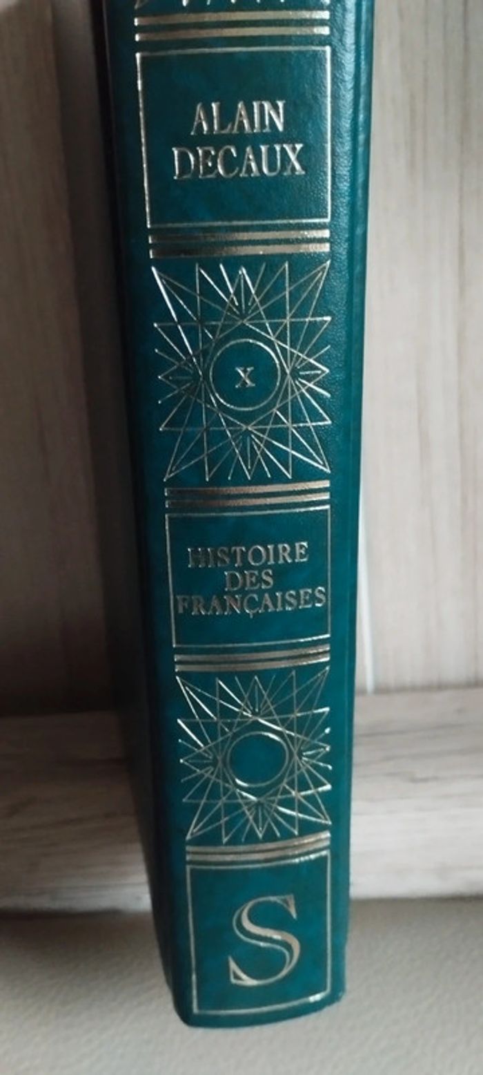 Histoires des Françaises tome 10 - photo numéro 2
