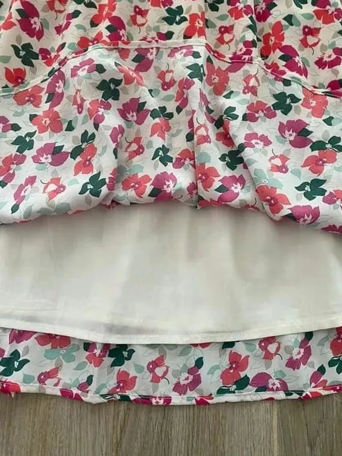 👗 Robe midi fleurie Taille 38/40 - photo numéro 3