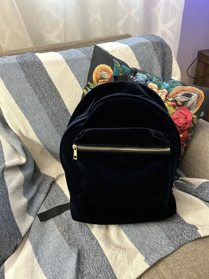 Magnifique sac a dos en velours Sandro noir bleu nuit