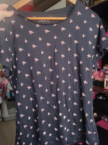 T-shirt manche courte bleu marine motifs fleurs