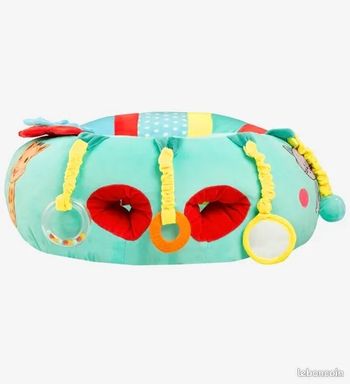 Coussin activité Sophie la girafe 