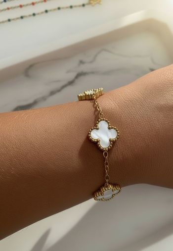 Bracelet trefle doré 