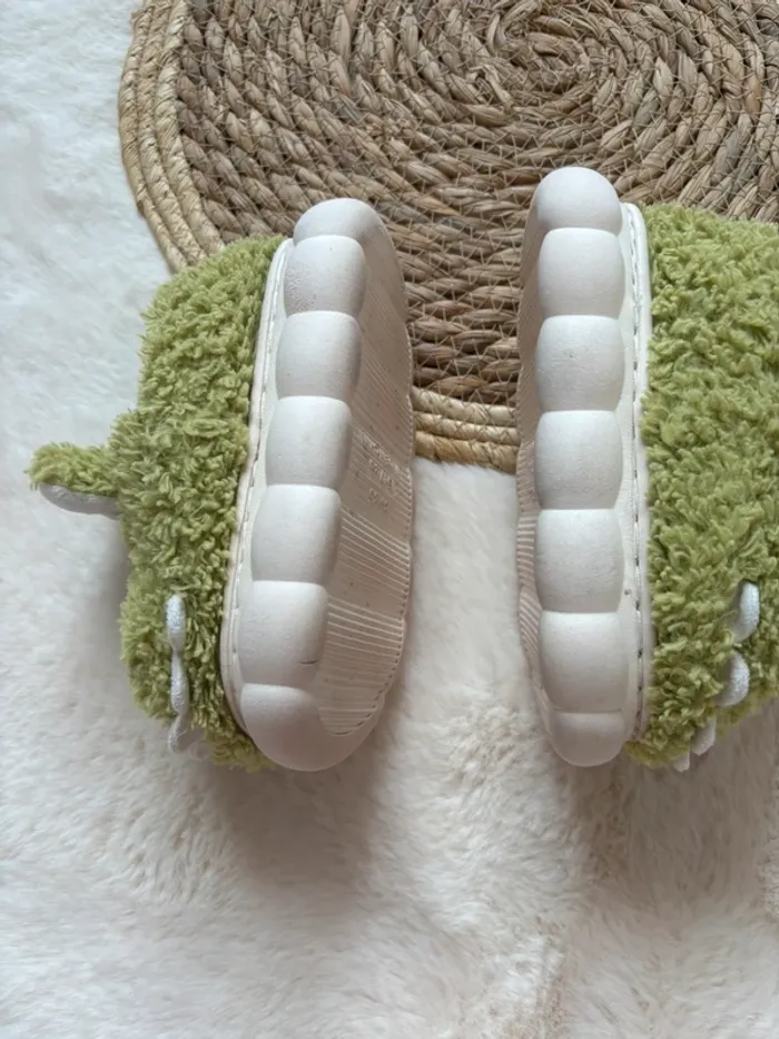 Pantoufle 24/25 - photo numéro 3
