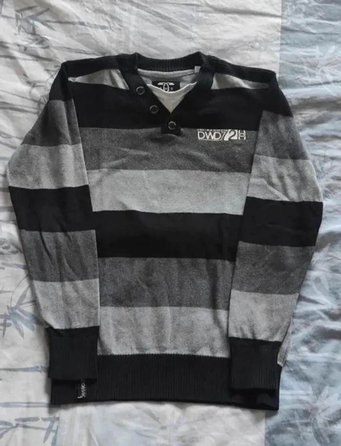 Pull garçon - photo numéro 2