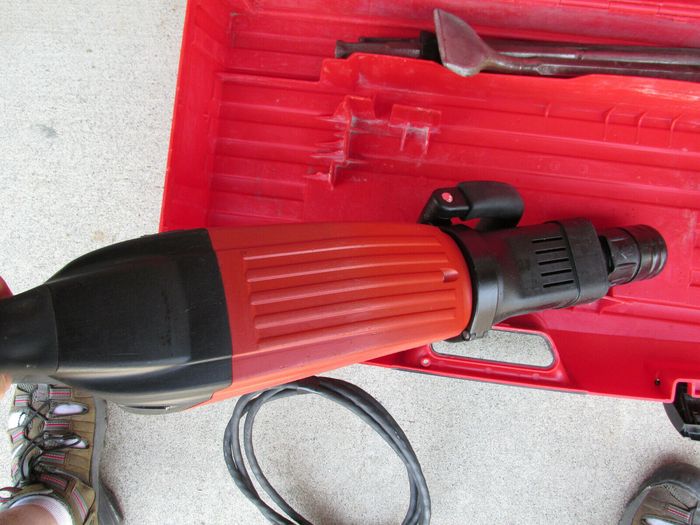 Marteau piqueur Hilti TE 1000 AVR à 400€ - photo numéro 4