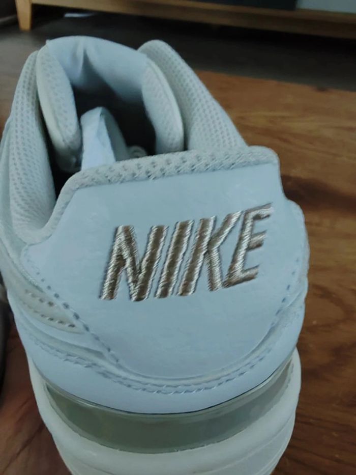 Nike Air Force Gamma blanche neuve taille 40.5 - photo numéro 13
