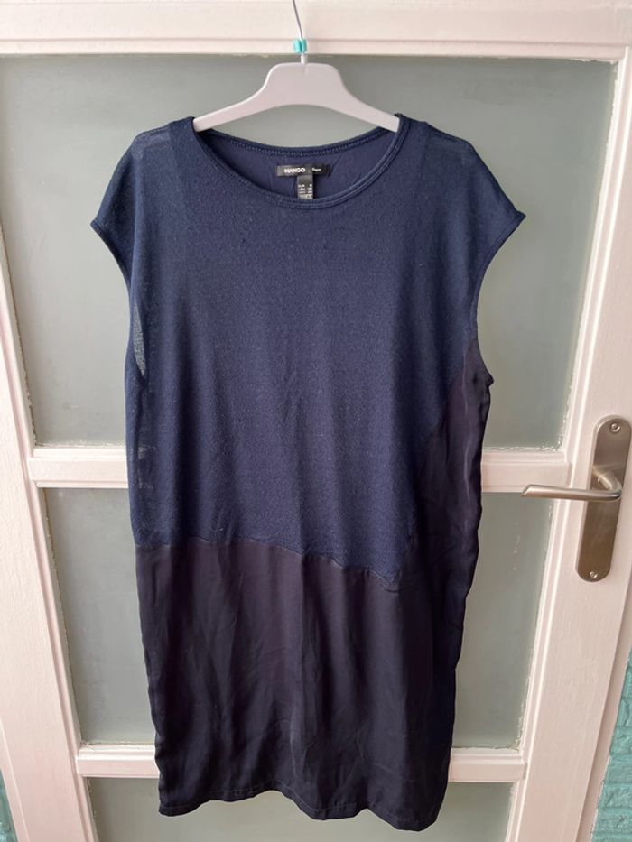 Jolie robe bi matière bleue marine