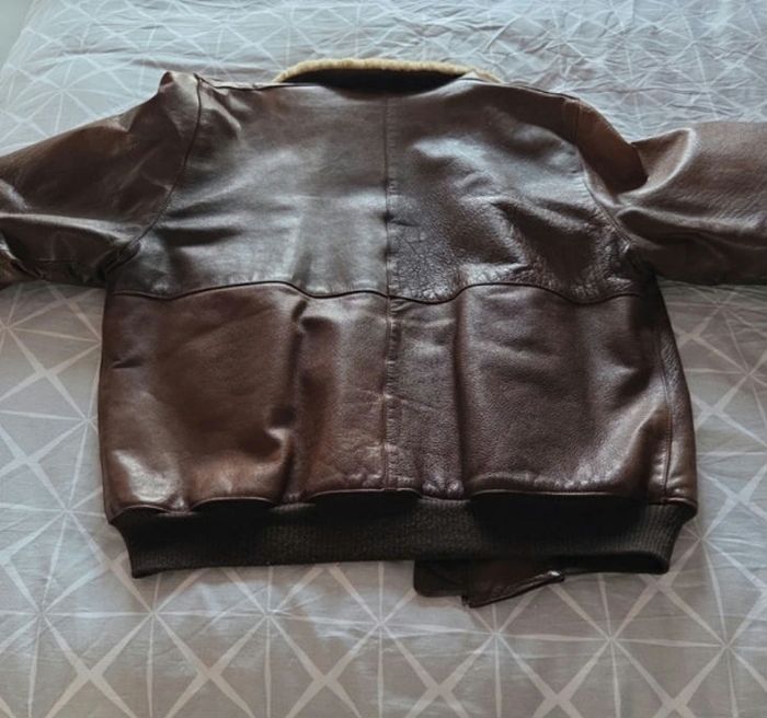 Blouson cuir véritable T.XXL - photo numéro 2