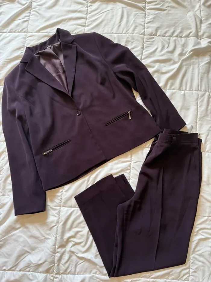 Magnifique tailleur pantalon