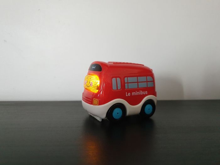 Tut tut bolide "Marcus le minibus" VTech - photo numéro 2