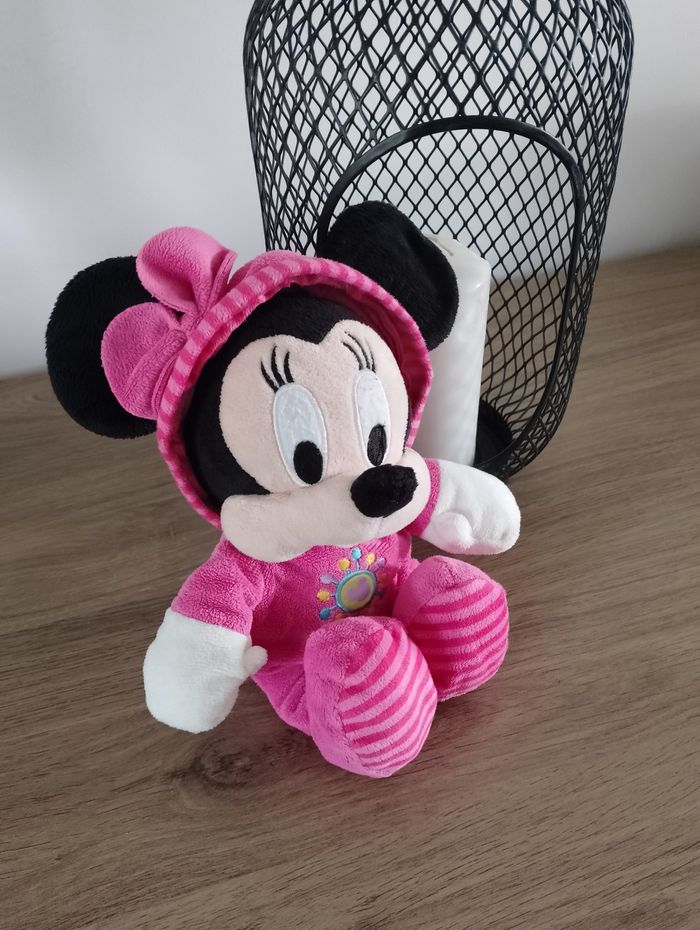 Peluche Disney Minnie - photo numéro 3