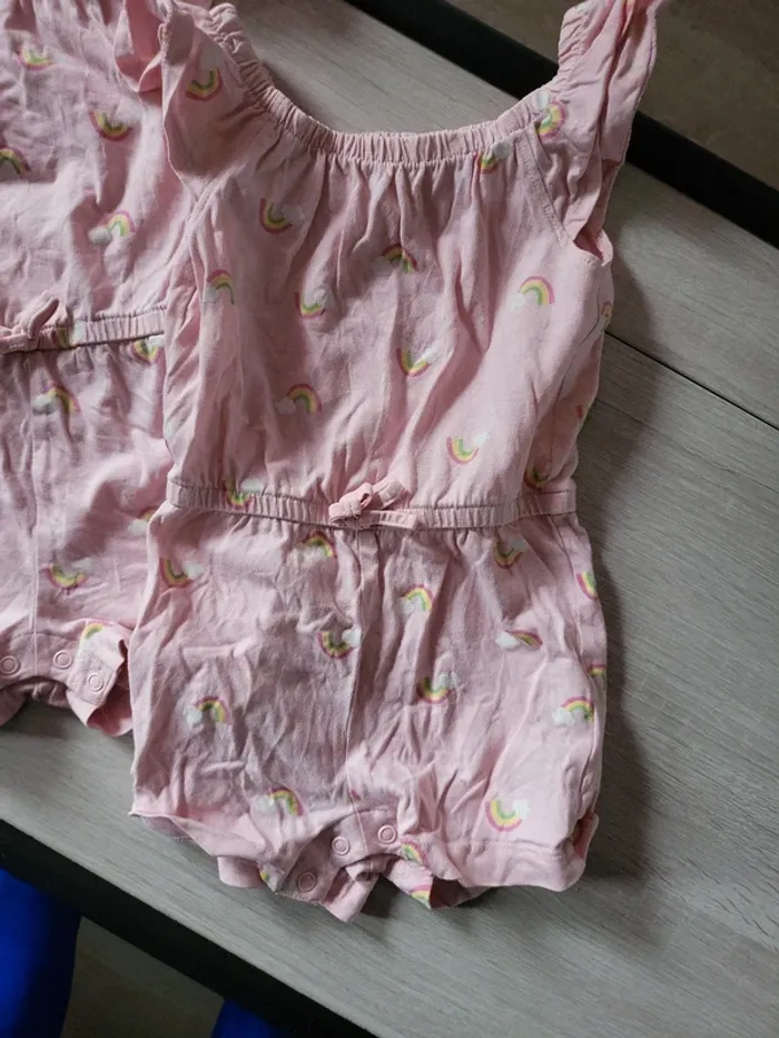 2 combishort taille 9/12 mois - photo numéro 2