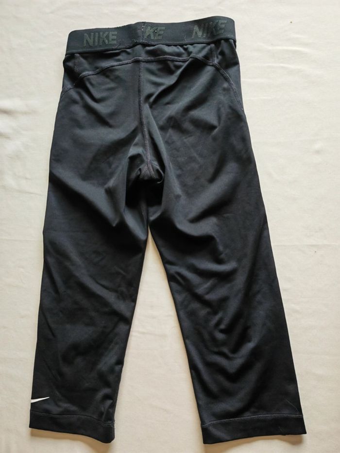 Legging court noir Nike taille XS 34 - photo numéro 6
