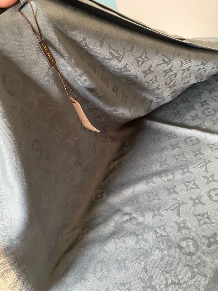Écharpe / pashmina / châle - photo numéro 4