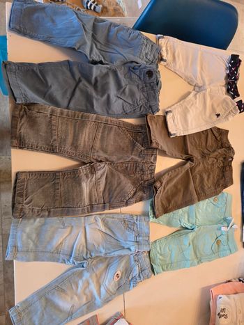 Lot pantalon bébé garçons  3 mois