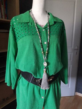 Chemise 100% coton verte broderie anglaise neuve