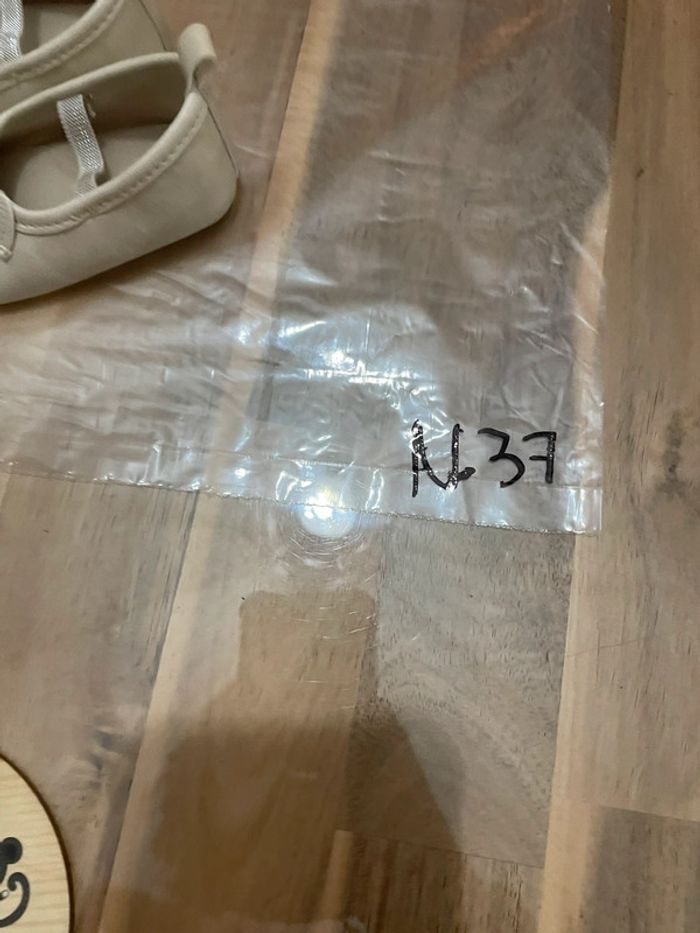 Une paire de ballerines pointure 17 - photo numéro 7