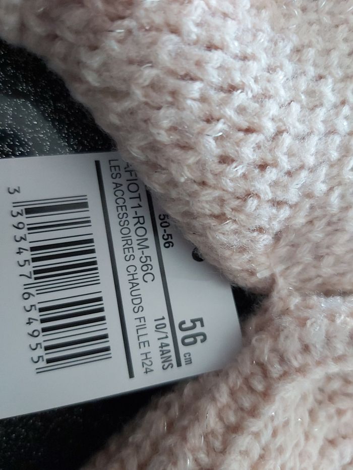 Bonnet et tour de cou neuf - photo numéro 3
