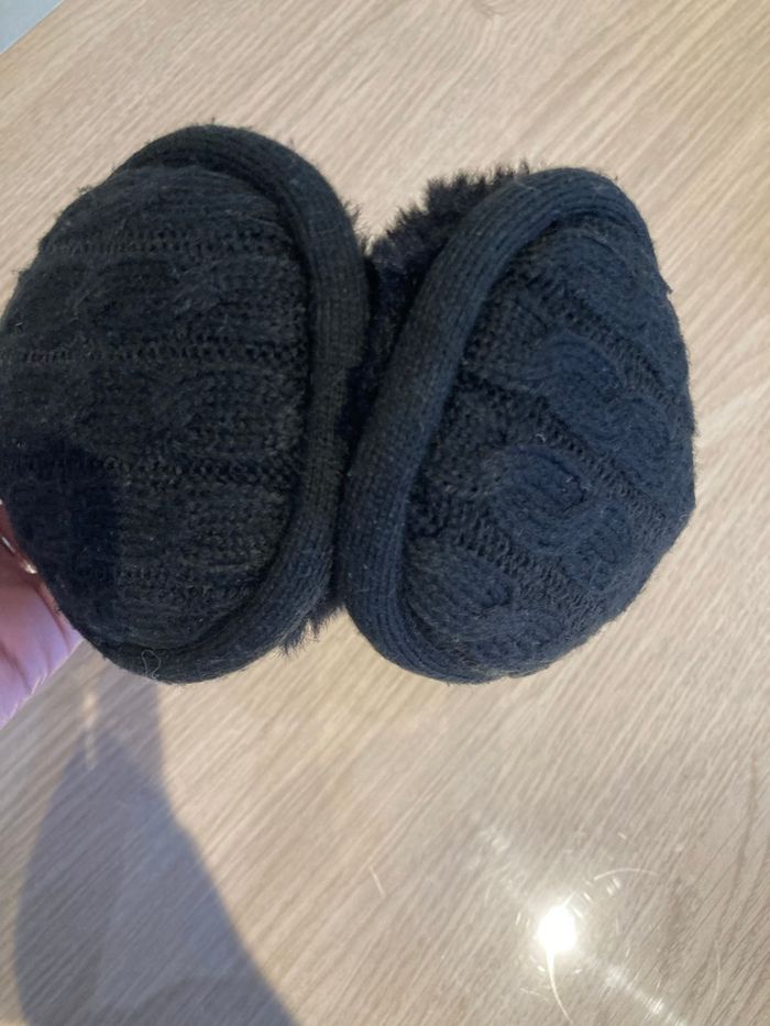 Cache oreille noir - photo numéro 3