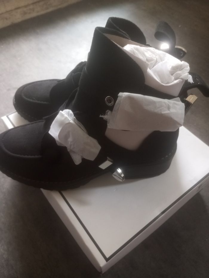 Chaussure - photo numéro 3