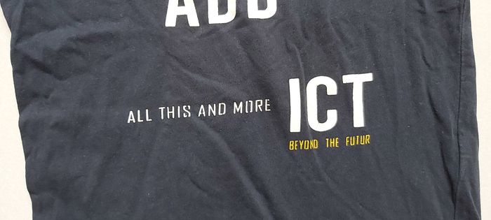 Tshirt manche longue 8 ans - photo numéro 5