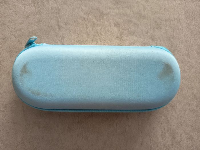 Paire de lunettes de soleil Reine des neiges - photo numéro 8