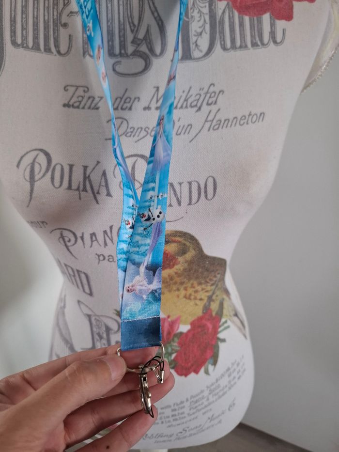 Porte badge reine des neiges - photo numéro 2