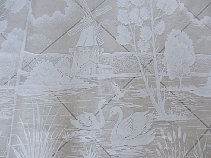 Voilage blanc motif paysage avec étang, cygnes et moulins à vent Décorêve - photo numéro 4