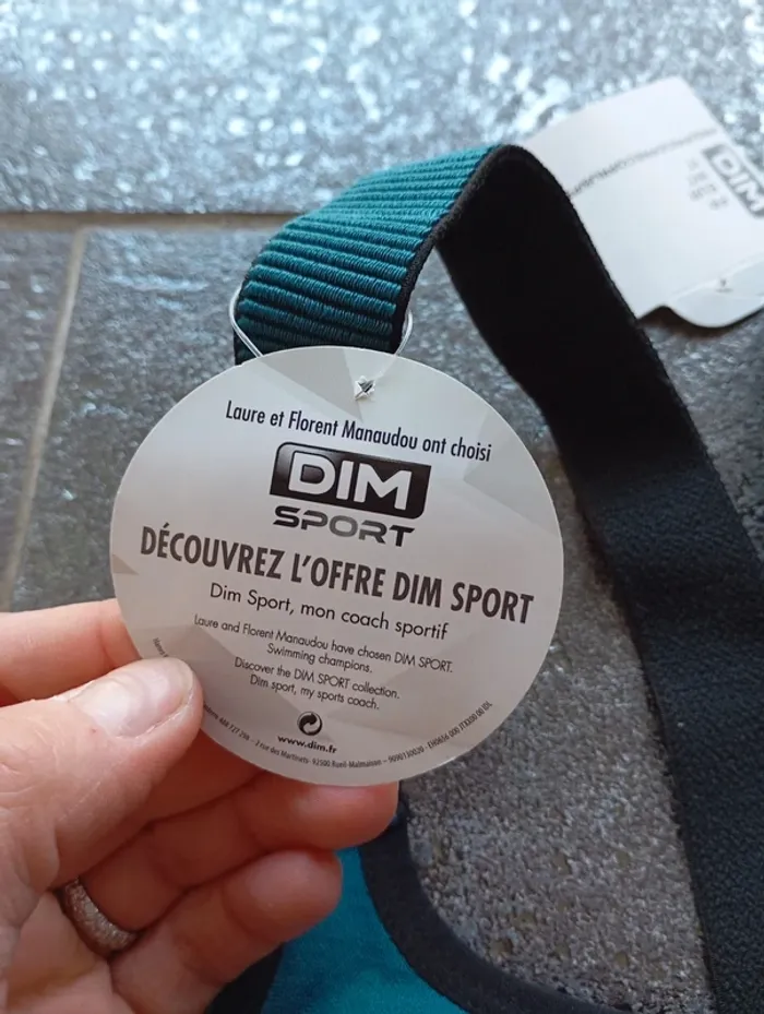 Brassiere Dim neuve - photo numéro 3