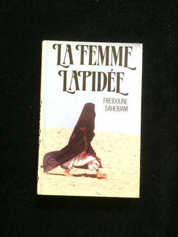 La femme lapidée