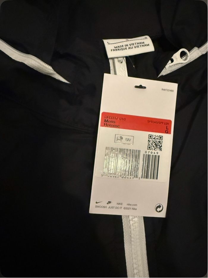 Survêtement Nike neuf - photo numéro 3