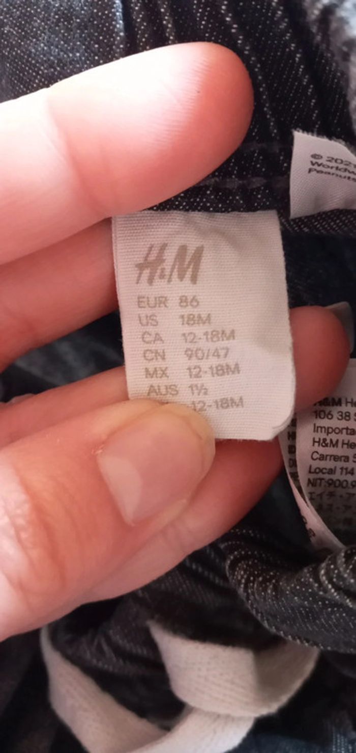 Short H&M taille 86cm - photo numéro 2