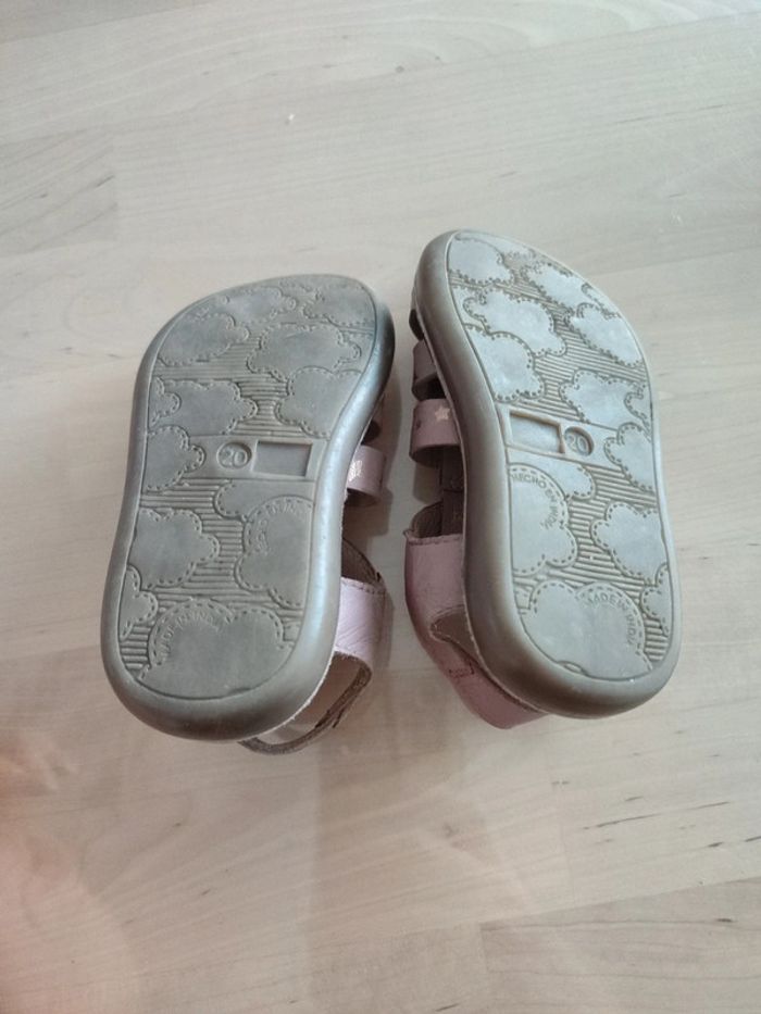 Petite sandale rose marque megis taille 20 - photo numéro 4