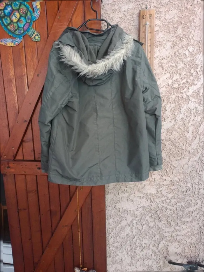 Manteau veste Domyos kaki très bon état 12 ans - photo numéro 7