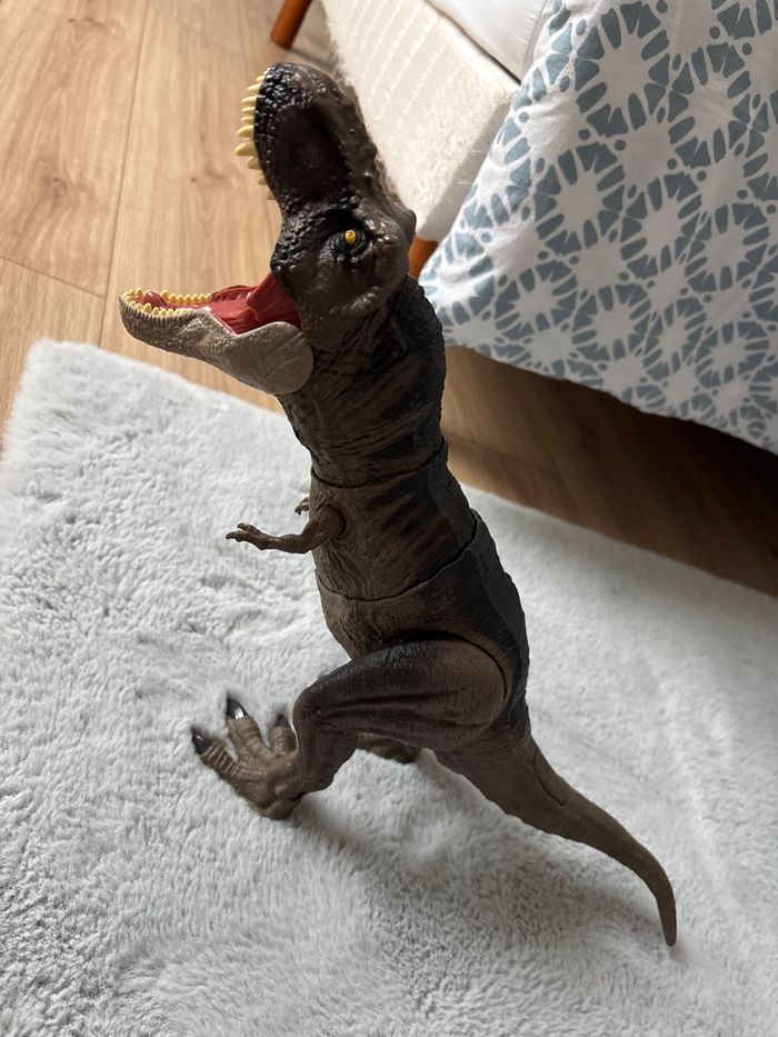 Dinosaure Jurassic World - photo numéro 3