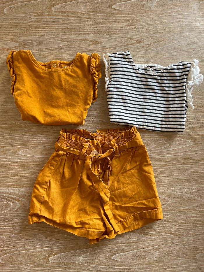 Ensemble short et 2 tee-shirts