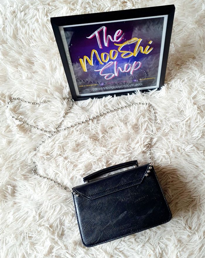 👜 Petit Sac à main pochette simili cuir noir clous boules argentées Jacqu'rock neuf bandoulière anse - photo numéro 5