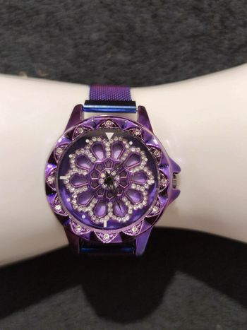 Très belle montre à quartz haute qualité acier inoxydable