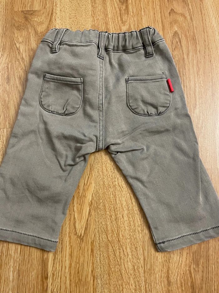 Jean 3 mois petit bisou - photo numéro 2