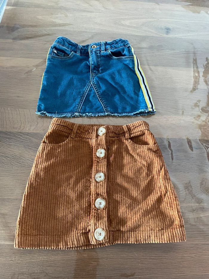 Lot de 2 jupes fille 6 ans - photo numéro 2