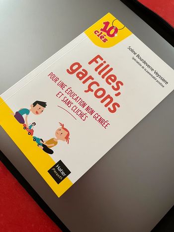 Livre éducation non-genrée
