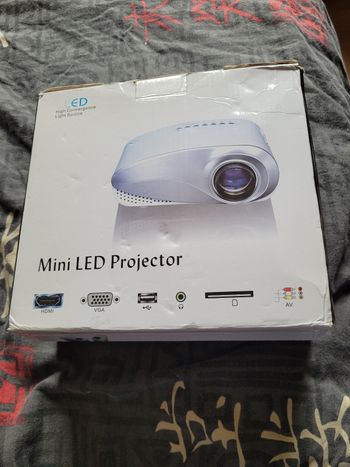 Mini Led projector