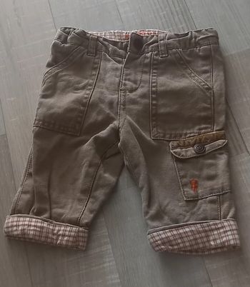 Pantalon beige Taille 6 mois