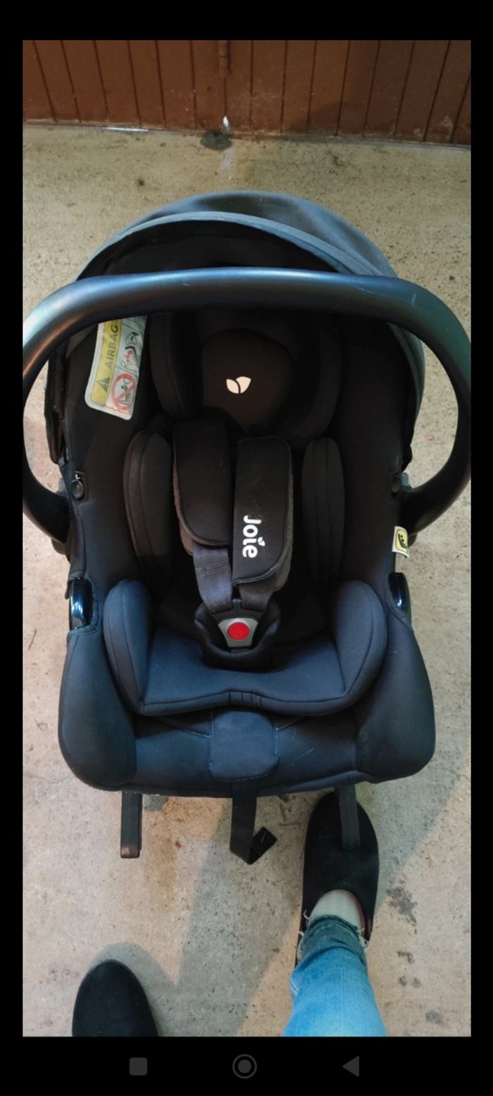 Ensemble poussette, base isofix, cosy et nacelle - photo numéro 2